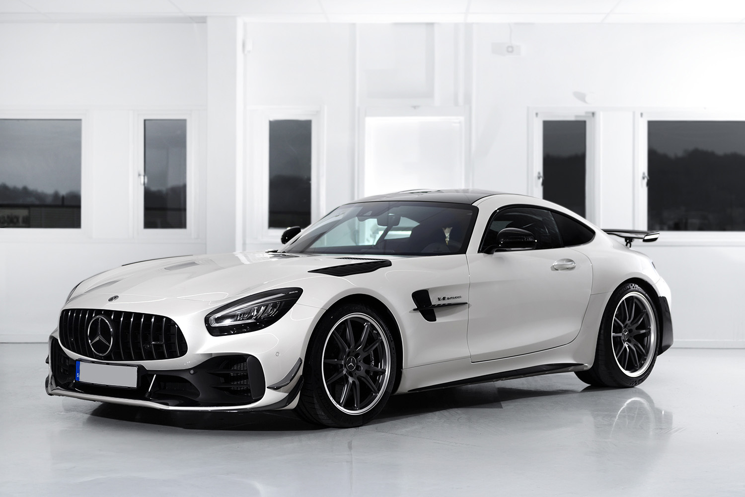Mercedes GT R Pro
